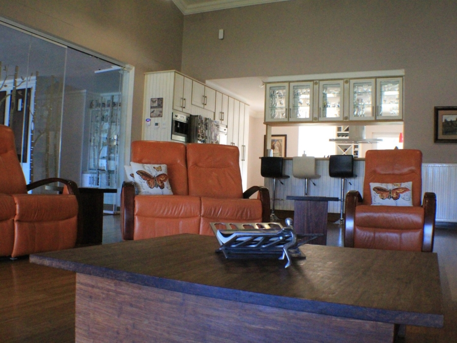 4 Bedroom Property for Sale in Parys Free State